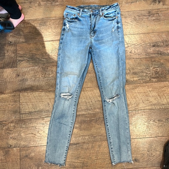 Distressed American Eagle Jeans - Picture 1 of 2